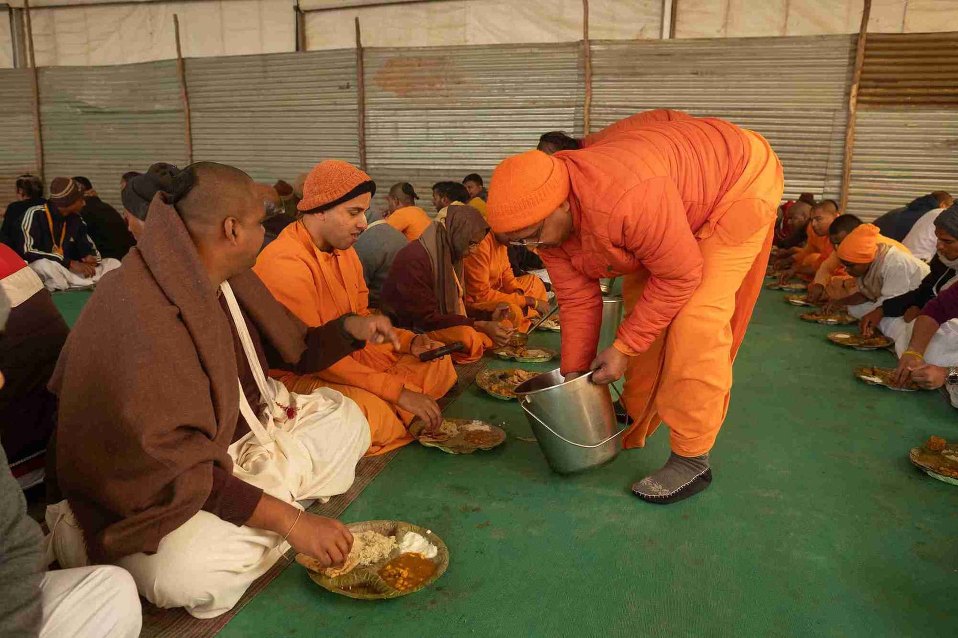 Sadhu Bhojan